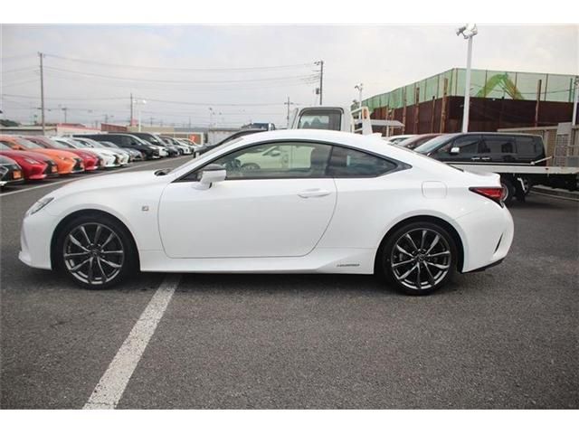 TOYOTA LEXUS RC300H 2021 Image 31