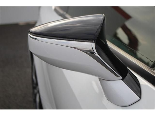 TOYOTA LEXUS RC300H 2021 Image 31