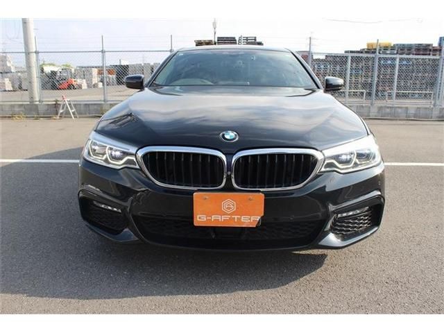 BMW 5SERIES SEDAN 2017 Image 31