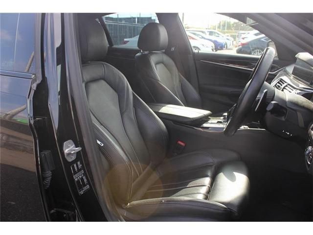 BMW 5SERIES SEDAN 2017 Image 31