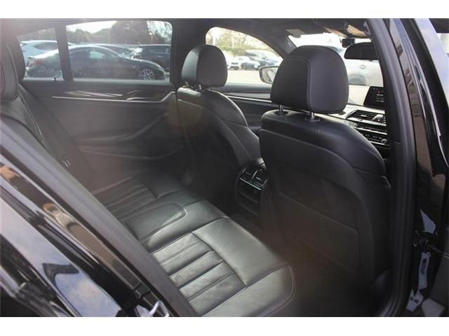 BMW 5SERIES SEDAN 2017 Image 31