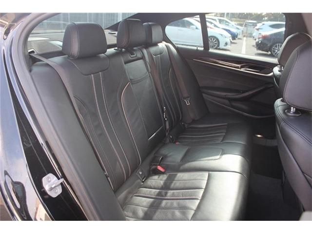 BMW 5SERIES SEDAN 2017 Image 31