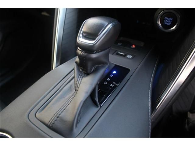 TOYOTA HARRIER 4WD 2020 Image 31