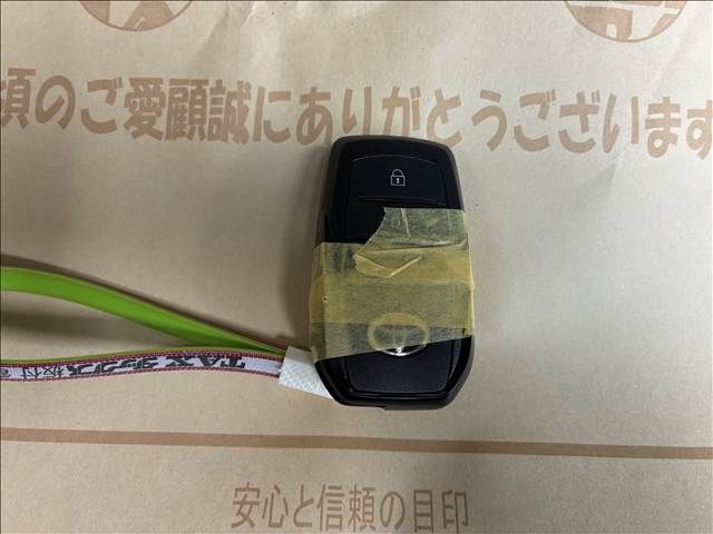 TOYOTA PRIUS PHV 2023 Image 31