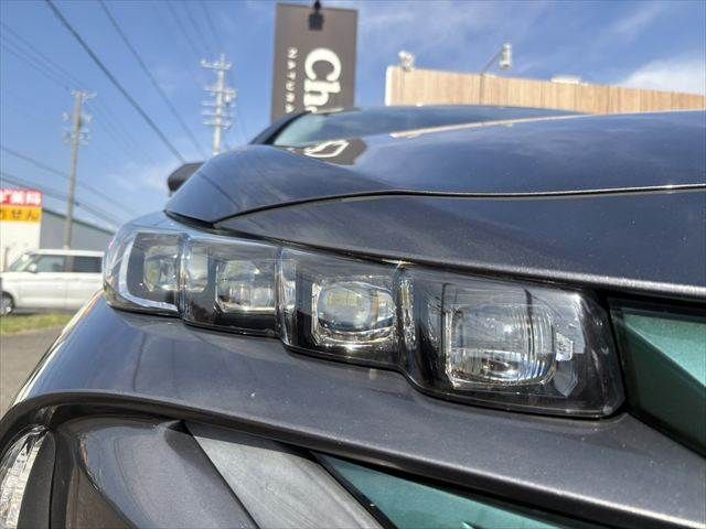 TOYOTA PRIUS PHV 2018 Image 31