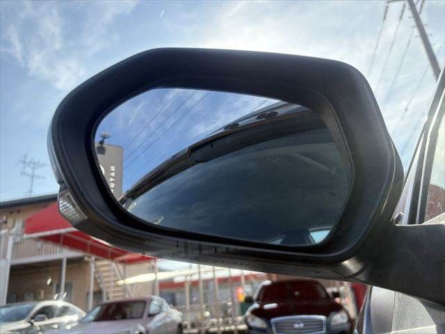 TOYOTA PRIUS PHV 2018 Image 31