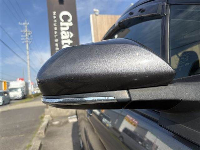 TOYOTA PRIUS PHV 2018 Image 31