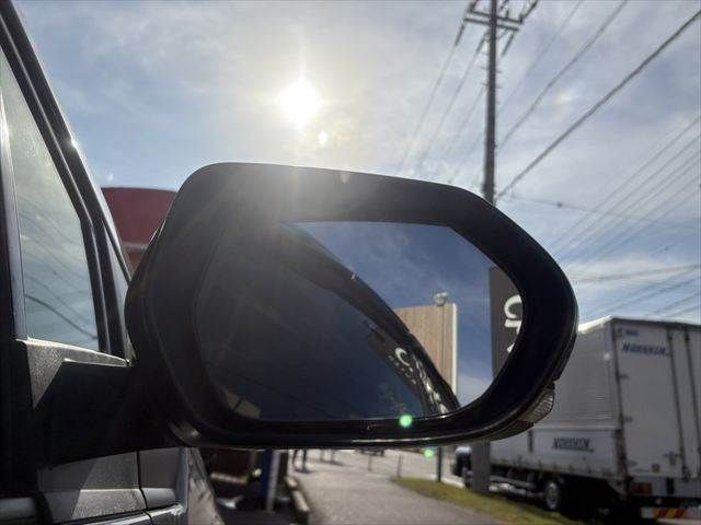 TOYOTA PRIUS PHV 2018 Image 31