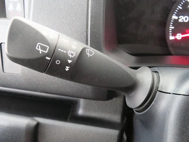 DAIHATSU HIJET CARGO 2023 Image 31