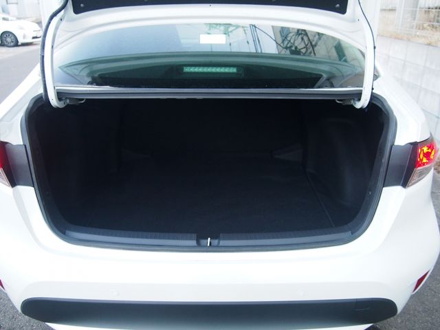 TOYOTA COROLLA SEDAN 2024 Image 31