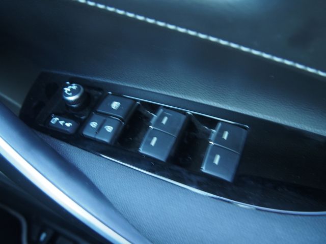 TOYOTA COROLLA SEDAN 2024 Image 31