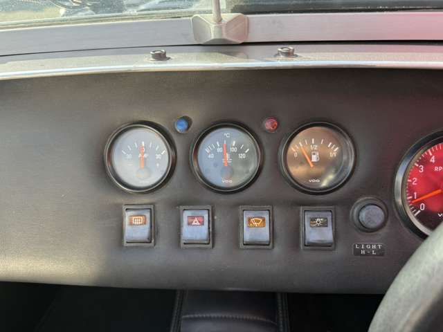 OTHERS  1998 Image 31