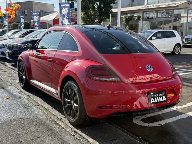 VOLKSWAGEN THE BEETL 2018 Image 31