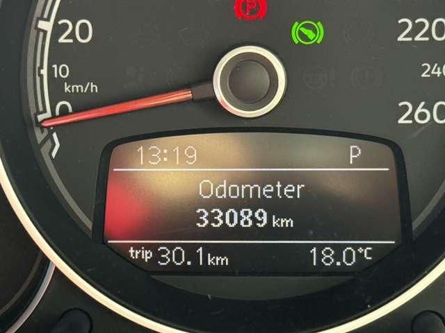 VOLKSWAGEN THE BEETL 2018 Image 31