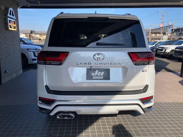 TOYOTA LANDCRUISER WAGON 2023 Image 31