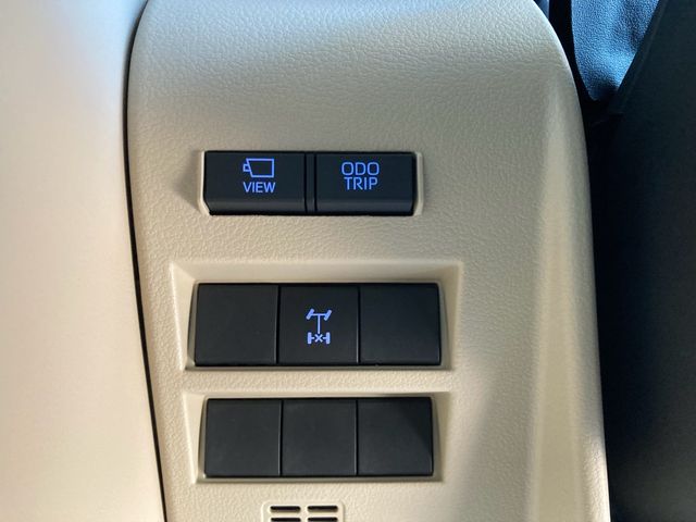 TOYOTA LANDCRUISER WAGON 2023 Image 31