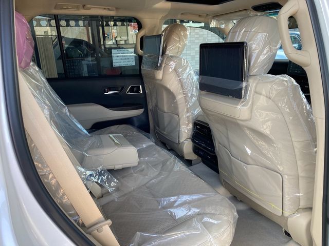 TOYOTA LANDCRUISER WAGON 2023 Image 31