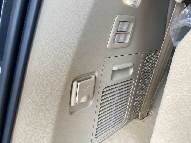 TOYOTA LANDCRUISER WAGON 2023 Image 31