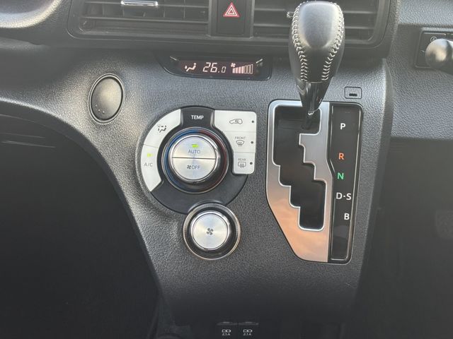 TOYOTA SIENTA 2019 Image 31