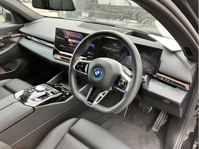 BMW I5 TOURING 2025 Image 31