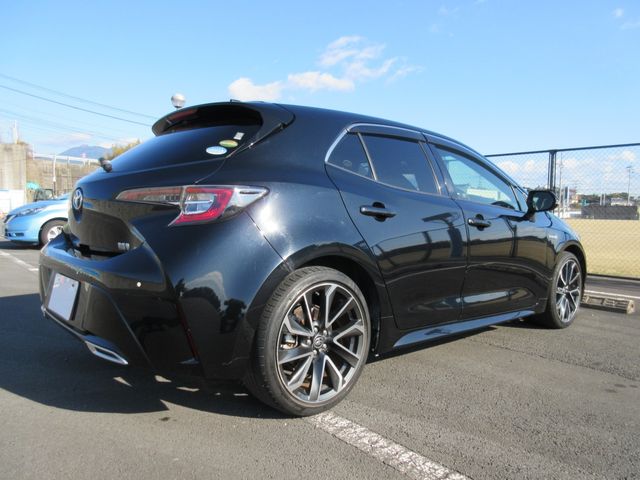 TOYOTA COROLLA SPORT HYBRID 2018 Image 31