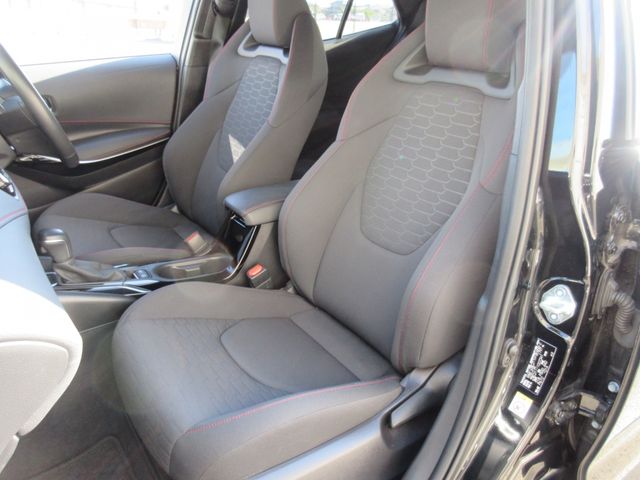 TOYOTA COROLLA SPORT HYBRID 2018 Image 31