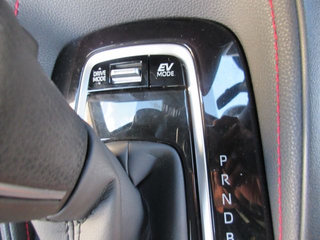 TOYOTA COROLLA SPORT HYBRID 2018 Image 31