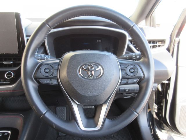 TOYOTA COROLLA SPORT HYBRID 2018 Image 31