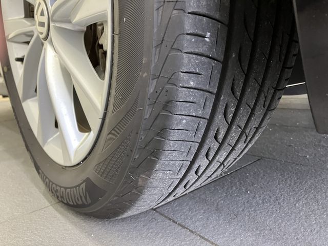 VOLKSWAGEN THE BEETL 2018 Image 31