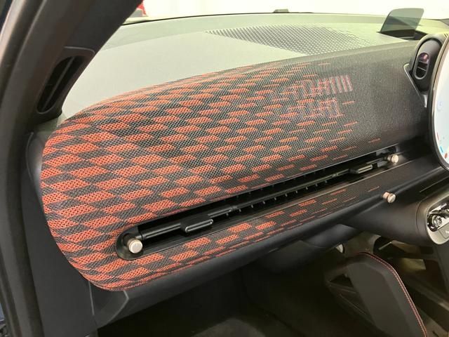 BMW MINI ACEMAN 2025 Image 31