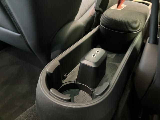 BMW MINI ACEMAN 2025 Image 31