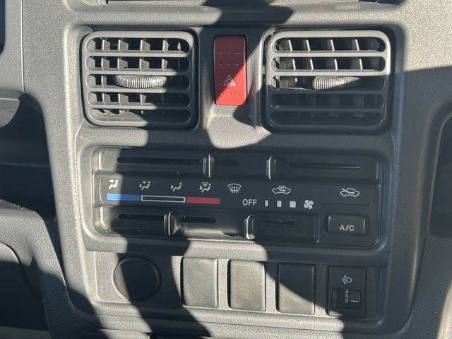 SUZUKI CARRY TRUCK 2014 Image 31