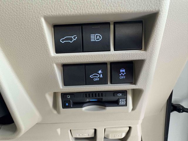 TOYOTA LANDCRUISER WAGON 2023 Image 31