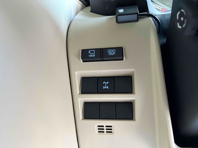 TOYOTA LANDCRUISER WAGON 2023 Image 31