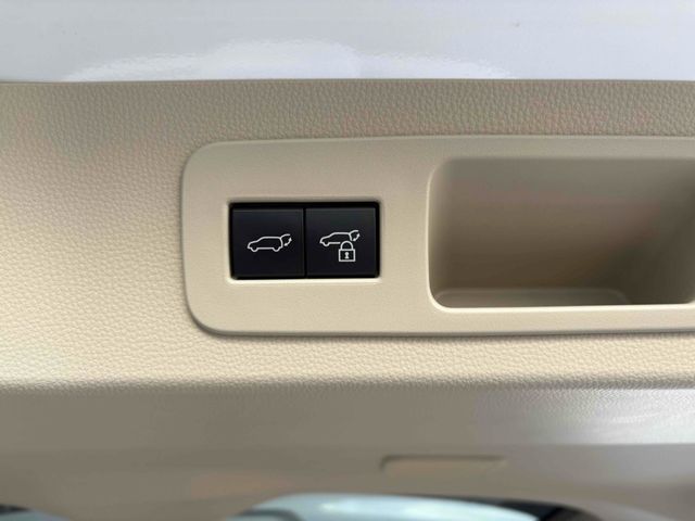 TOYOTA LANDCRUISER WAGON 2023 Image 31