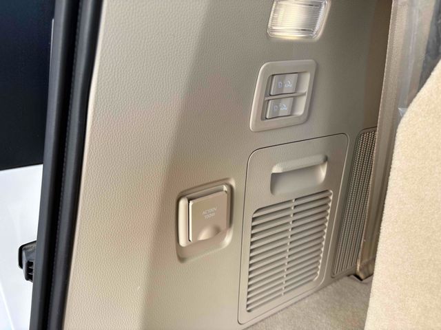 TOYOTA LANDCRUISER WAGON 2023 Image 31