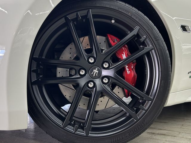 MASERATI GRANTURISMO 2016 Image 31