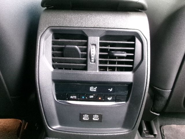 BMW 3SERIES SEDAN 2022 Image 31