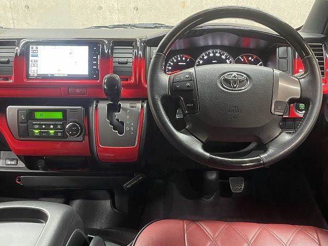 TOYOTA HIACE VAN 2WD 2020 Image 31