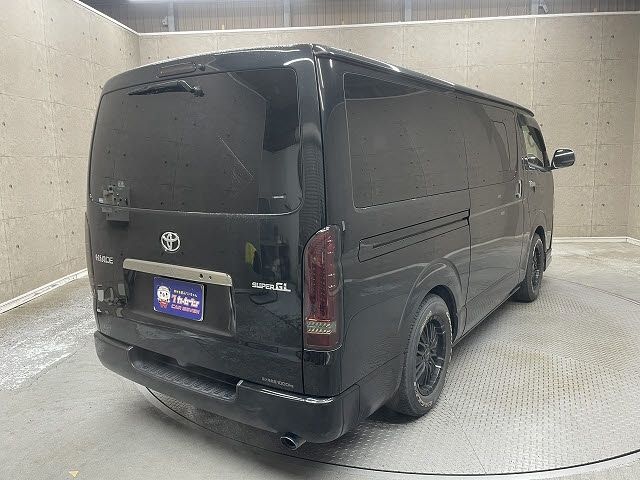 TOYOTA HIACE VAN 2WD 2020 Image 31
