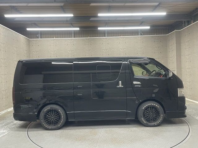 TOYOTA HIACE VAN 2WD 2020 Image 31