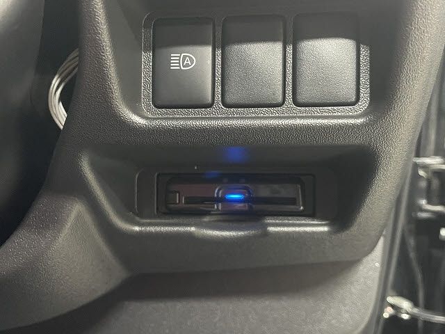 TOYOTA HIACE VAN 2WD 2020 Image 31