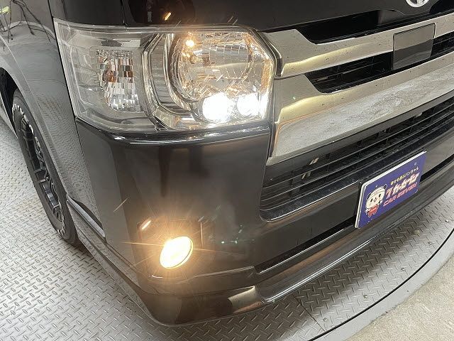 TOYOTA HIACE VAN 2WD 2020 Image 31