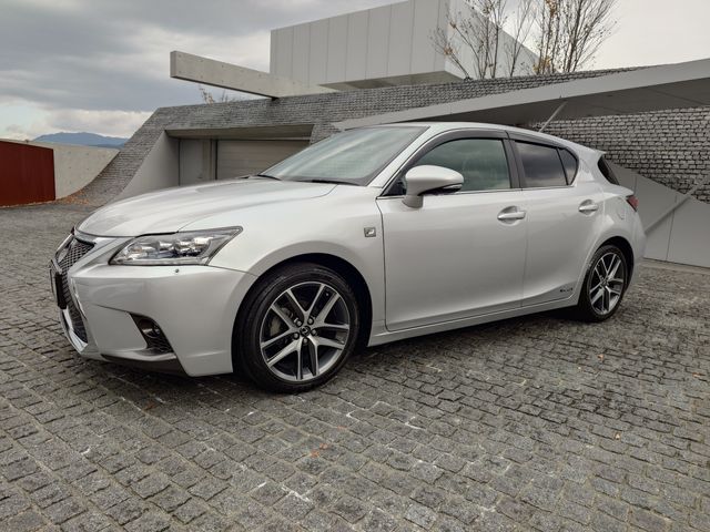 TOYOTA LEXUS CT200H 2015 Image 31