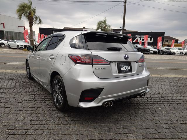 TOYOTA LEXUS CT200H 2015 Image 31