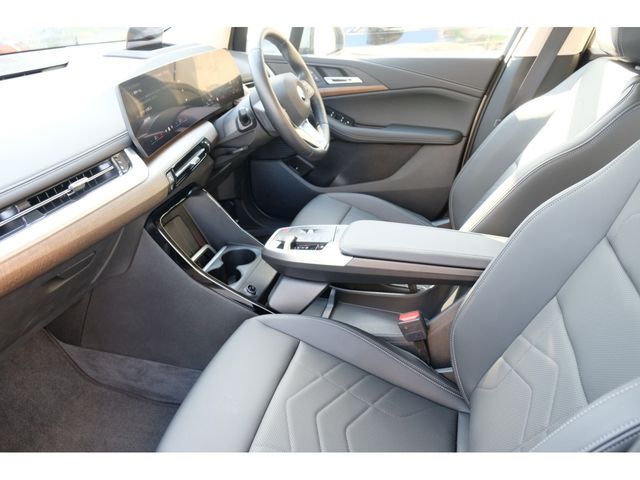 BMW 2SERIES ACTIVE T 2025 Image 31