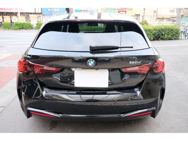 BMW 1SERIES 2025 Image 31