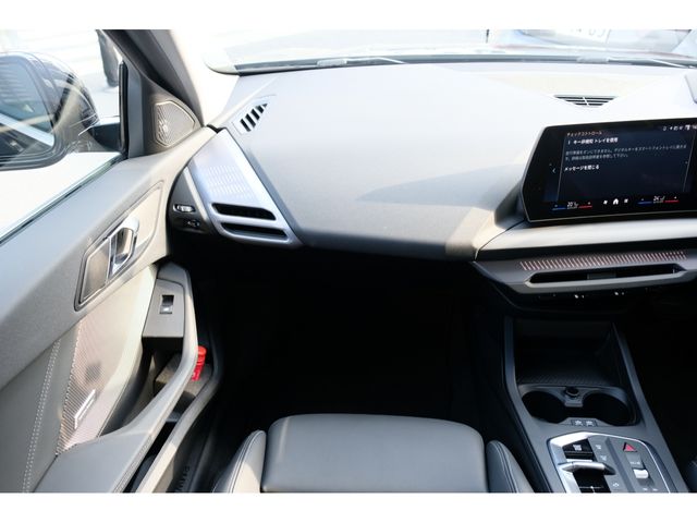 BMW 1SERIES 2025 Image 31