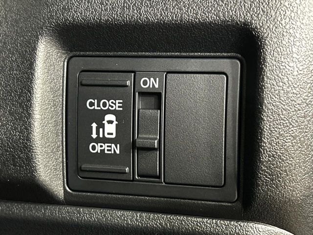 HONDA N BOX CUSTOM 2025 Image 31