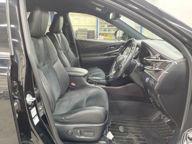 TOYOTA HARRIER HYBRID 2015 Image 31